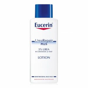 Flasche Eucerin UreaRepair PLUS Lotion mit 5% Urea und Ceramiden zur Pflege sehr trockener Haut.