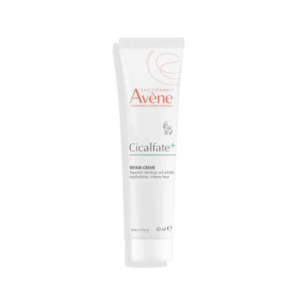 Tube Cicalfate+ Repair-Creme für empfindliche, irritierte Haut, 40 ml, mit beruhigenden Eigenschaften.