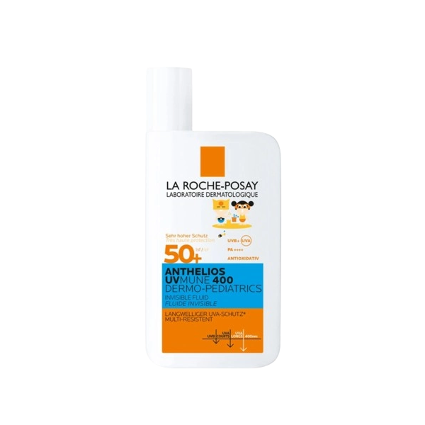 Helle Flasche mit Sonnencreme von La Roche-Posay, für Kinder, mit hohem Lichtschutzfaktor 50+ und wasserresistenter Formel.